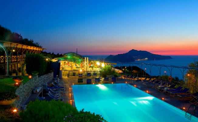 Фото отеля GOCCE DI CAPRI HOTEL & RESIDENCE