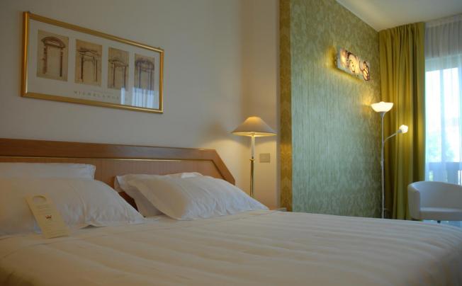 Фото отеля Qualys Hotel Nasco