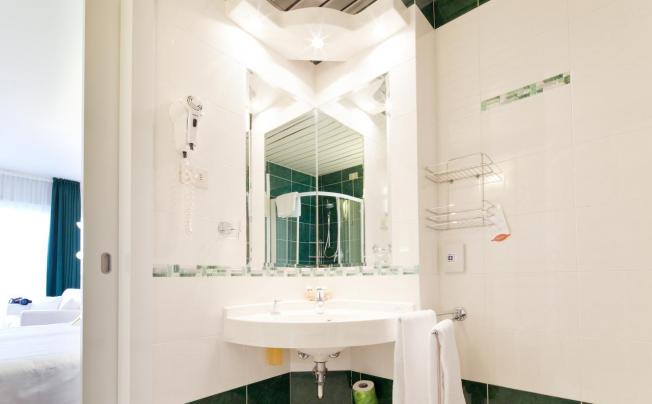 Фото отеля Qualys Hotel Nasco