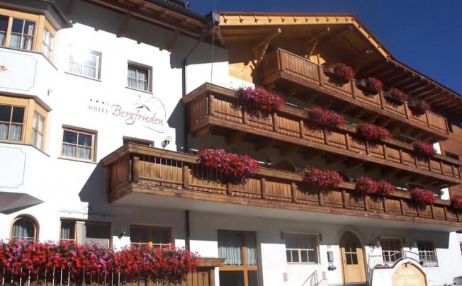 Фото отеля Hotel Bergfrieden