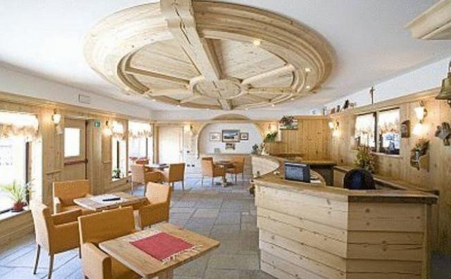 Фото отеля Capriolo Hotel