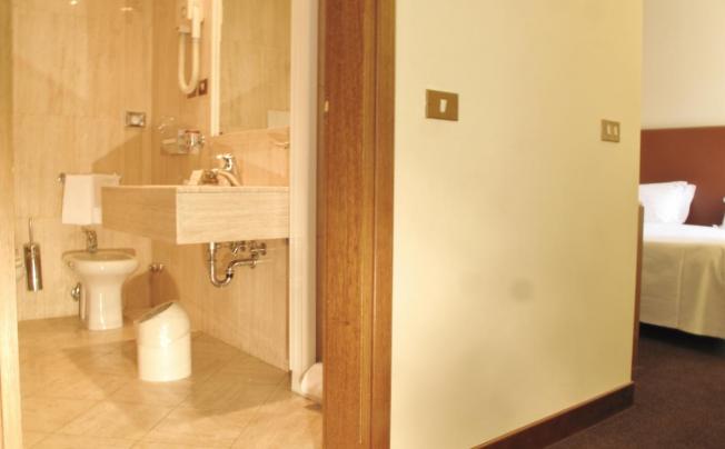 Фото отеля Albergo Santa Chiara Hotel