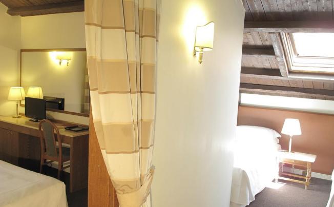 Фото отеля Albergo Santa Chiara Hotel
