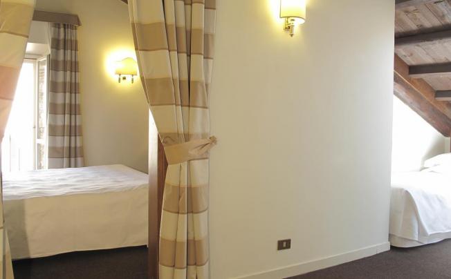 Фото отеля Albergo Santa Chiara Hotel