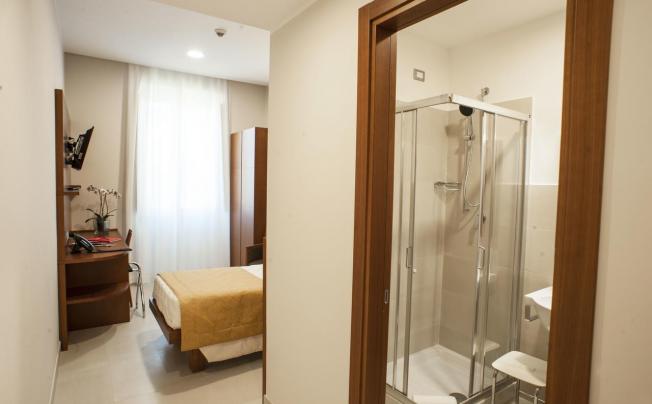 Фото отеля Checkin Villa Angelina