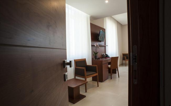 Фото отеля Checkin Villa Angelina