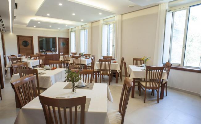 Фото отеля Checkin Villa Angelina