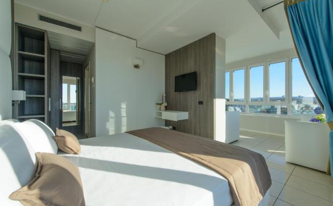 Фото отеля Cristallo Hotel Riccione