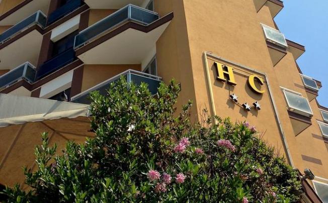 Фото отеля Carlton Beach Hotel