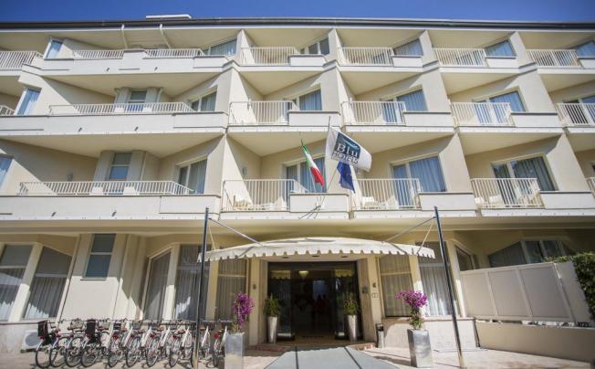 Фото отеля Grand Hotel
