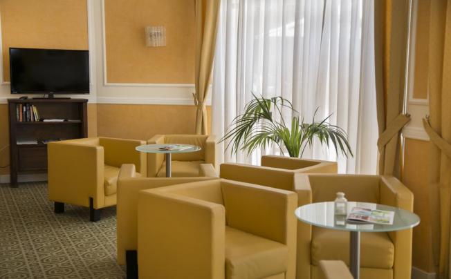 Фото отеля GRAND HOTEL