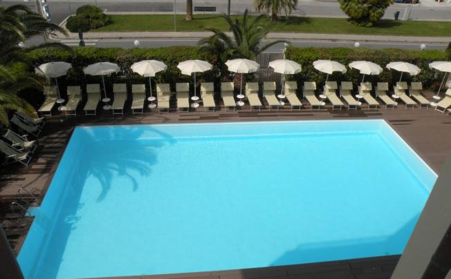 Фото отеля GRAND HOTEL