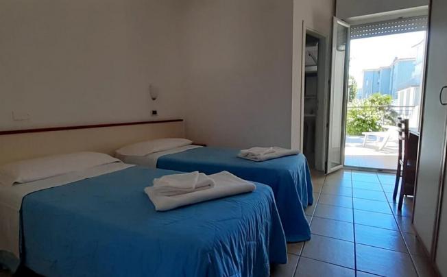 Фото отеля Blue Hotel