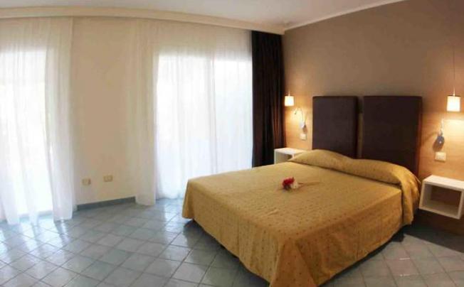 Фото отеля Baia del Godano Resort & Spa