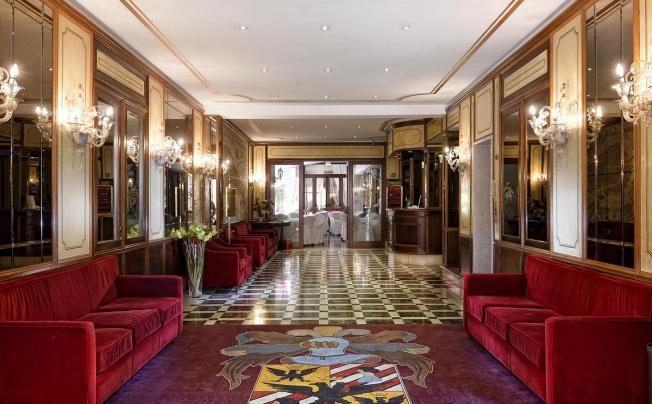 Фото отеля Amadeus Hotel