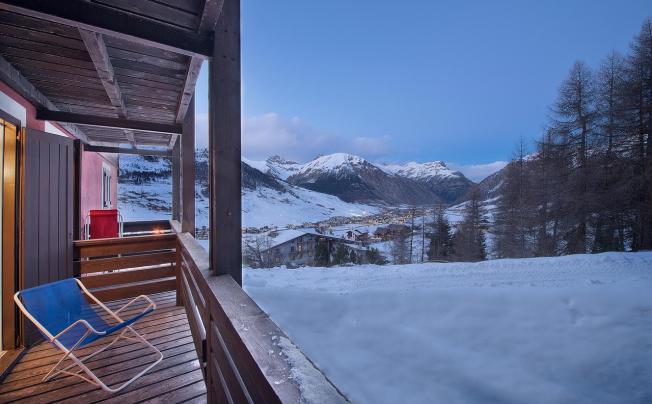 Фото отеля Alpen Village Hotel
