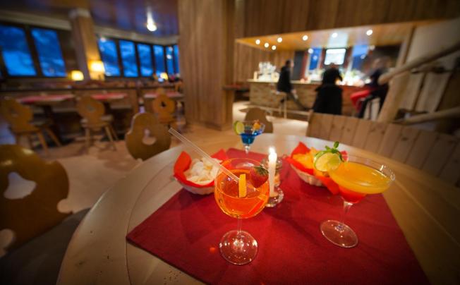 Фото отеля Alpen Village Hotel