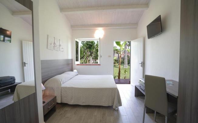 Фото отеля Costa Azzurra Hotel Residence