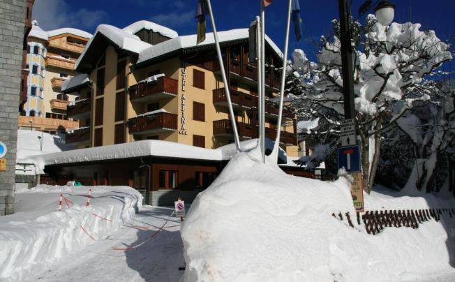 Фото отеля Alpina Hotel Madonna