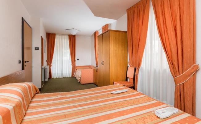 Фото отеля Alpina Hotel Madonna
