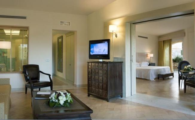 Фото отеля L EA BIANCA HOTEL 