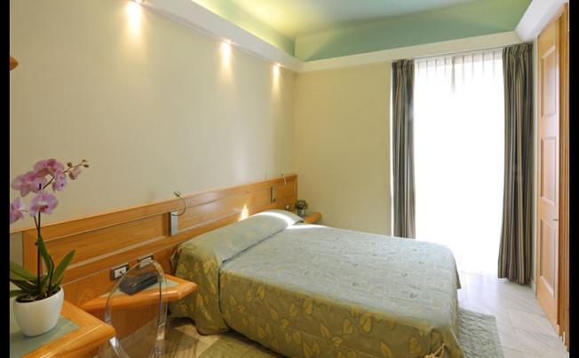 Фото отеля Sempione Hotel 