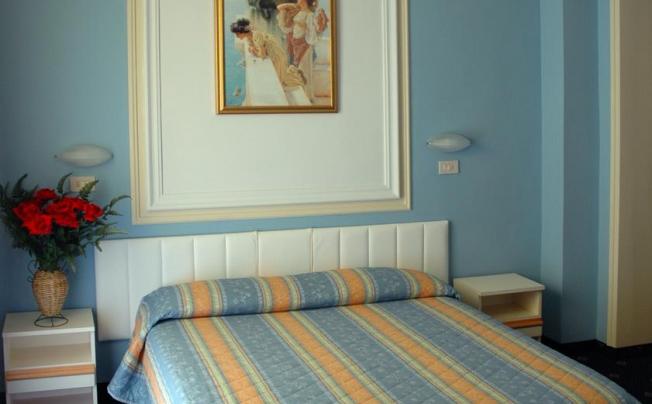 Фото отеля Augustus Hotel