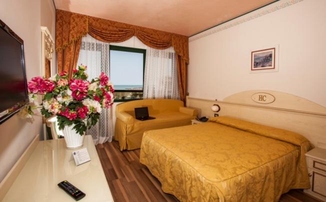 Фото отеля Hotel carlton