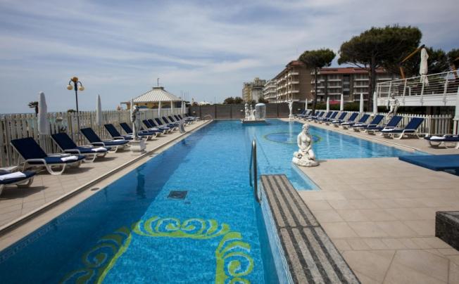 Фото отеля Hotel carlton