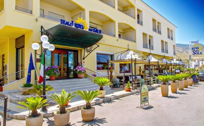 Фото отеля Riva Del Sole Hotel