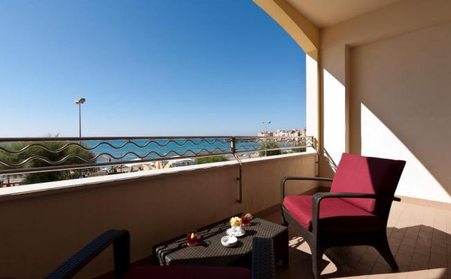Фото отеля Riva Del Sole Hotel