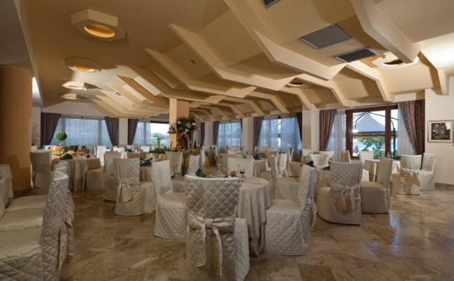 Фото отеля Riva Del Sole Hotel