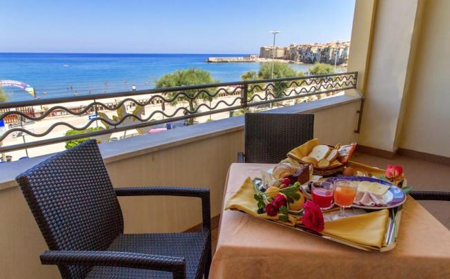 Фото отеля Riva Del Sole Hotel
