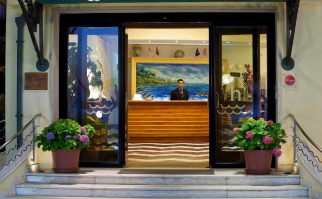 Фото отеля Riva Del Sole Hotel
