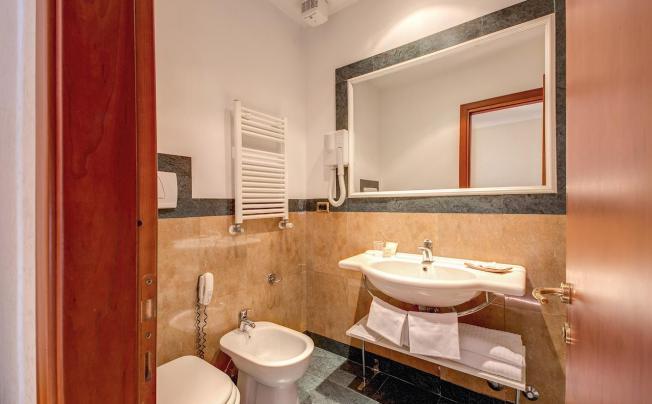 Фото отеля Romoli Hotel