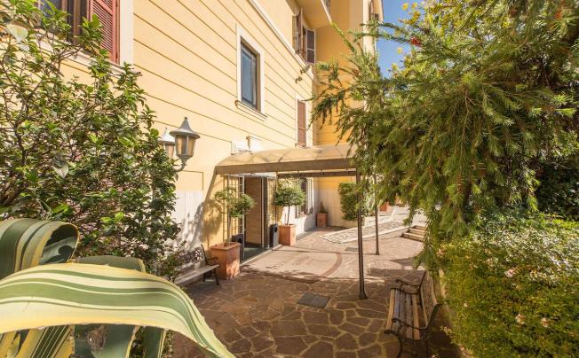 Фото отеля Romoli Hotel
