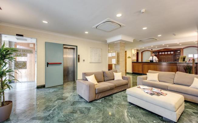 Фото отеля Romoli Hotel