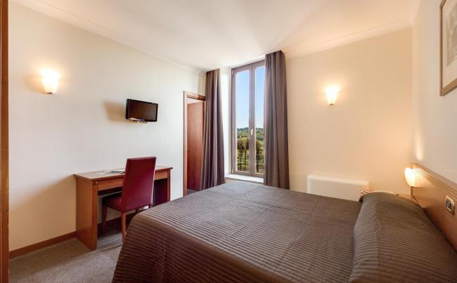 Фото отеля Romoli Hotel