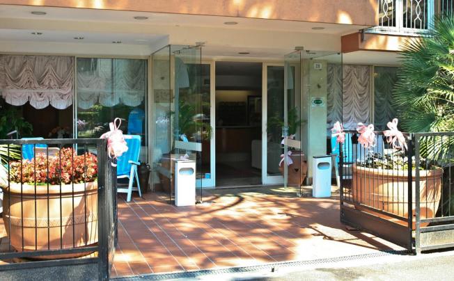 Фото отеля Hotel Brown