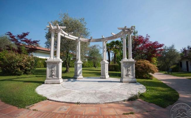 Фото отеля Villa Maria Hotel & Residence