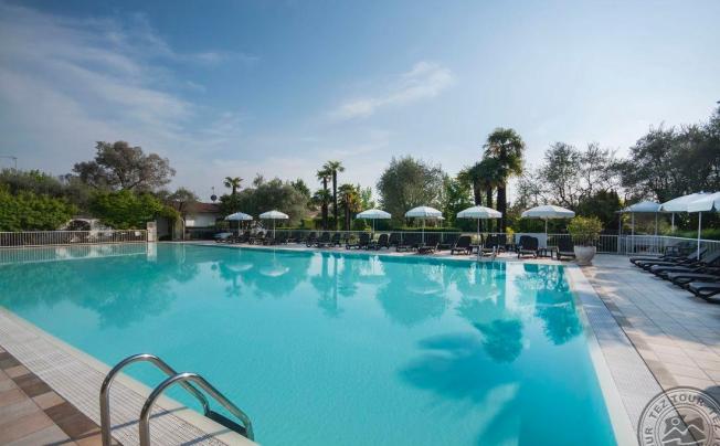 Фото отеля Villa Maria Hotel & Residence