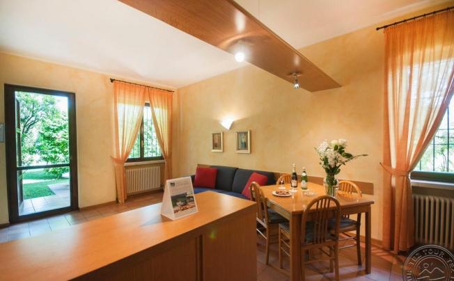 Фото отеля Villa Maria Hotel & Residence