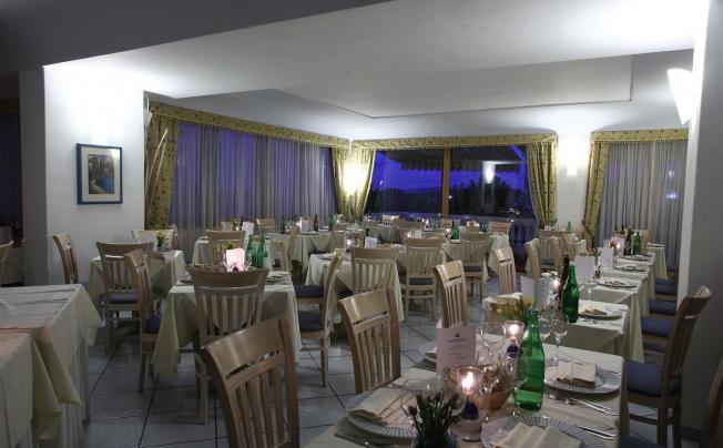 Фото отеля Hotel Bellevue