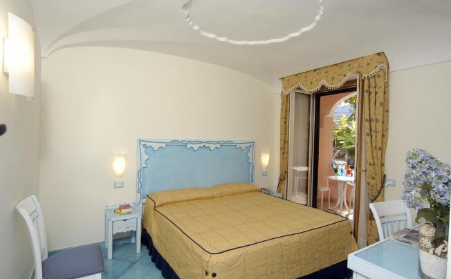 Фото отеля Hotel Bellevue