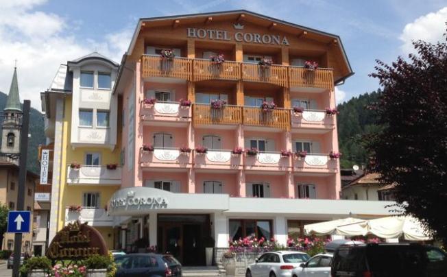 Фото отеля Corona Pinzolo Wellness Dolomite & Family Hotel