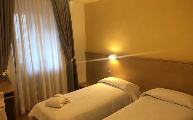 Фото отеля Corona Pinzolo Wellness Dolomite & Family Hotel