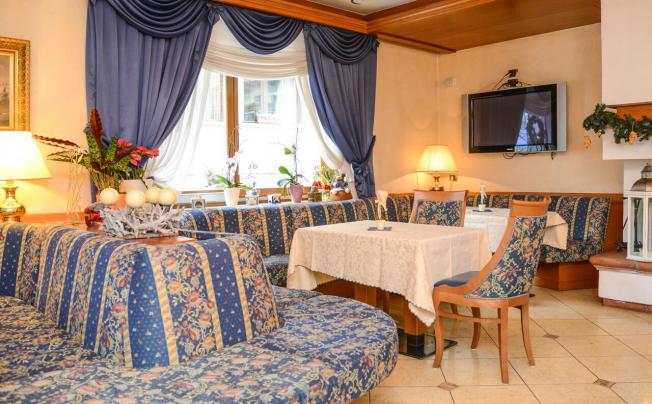 Фото отеля Corona Pinzolo Wellness Dolomite & Family Hotel
