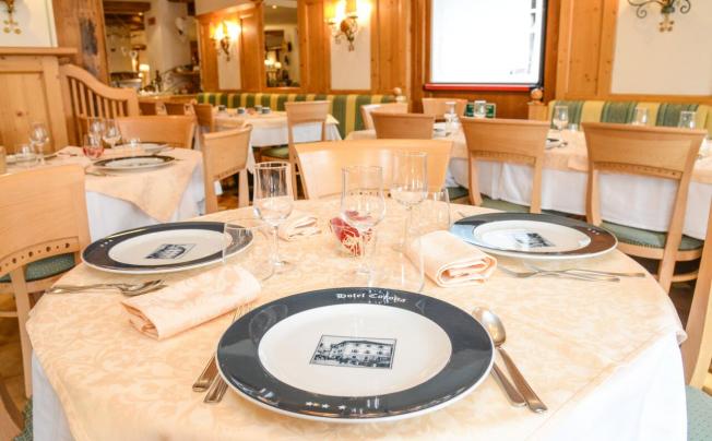 Фото отеля Corona Pinzolo Wellness Dolomite & Family Hotel