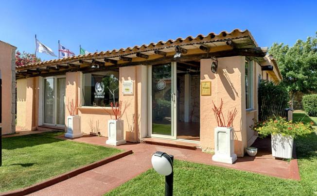 Фото отеля COLONNA COUNTRY & SPORTING CLUB 