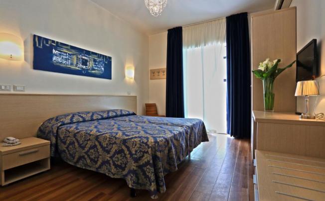 Фото отеля Castiglione Hotel